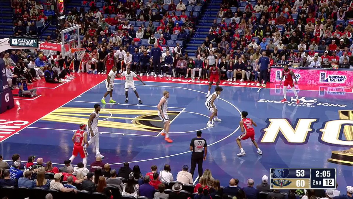 WORKIN ON BOTH ENDS OF THE COURT