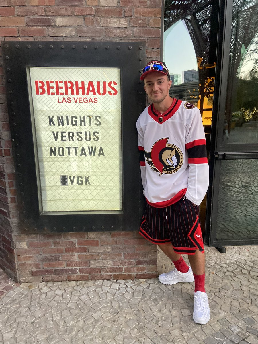 YoungZackary96's tweet image. They’re saying “Go Sens Go” in Vegas. Annual BOTG in sin city. GSG! @SensCentral @LalimesMartian #GoSensGo