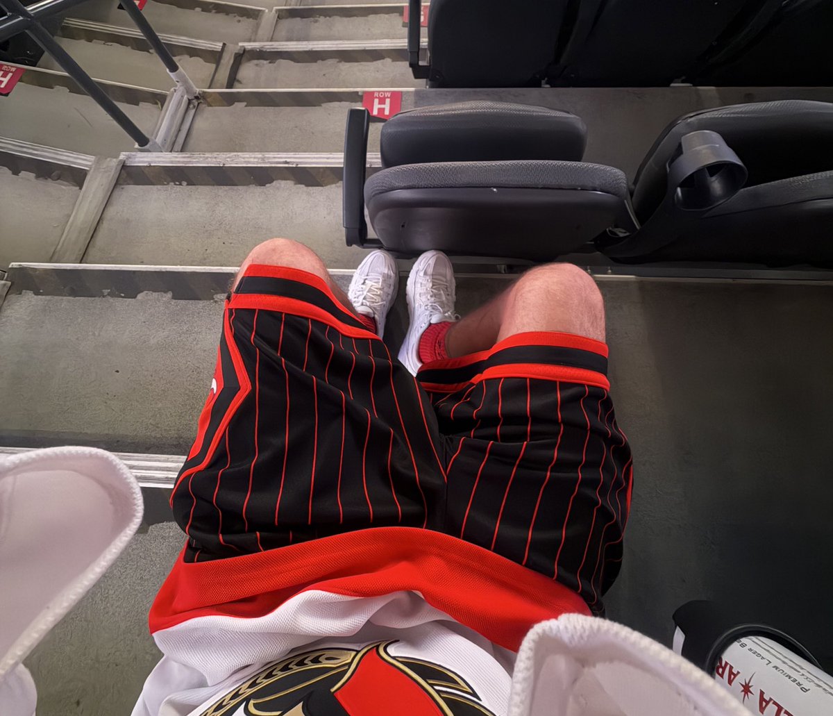 YoungZackary96's tweet image. They’re saying “Go Sens Go” in Vegas. Annual BOTG in sin city. GSG! @SensCentral @LalimesMartian #GoSensGo