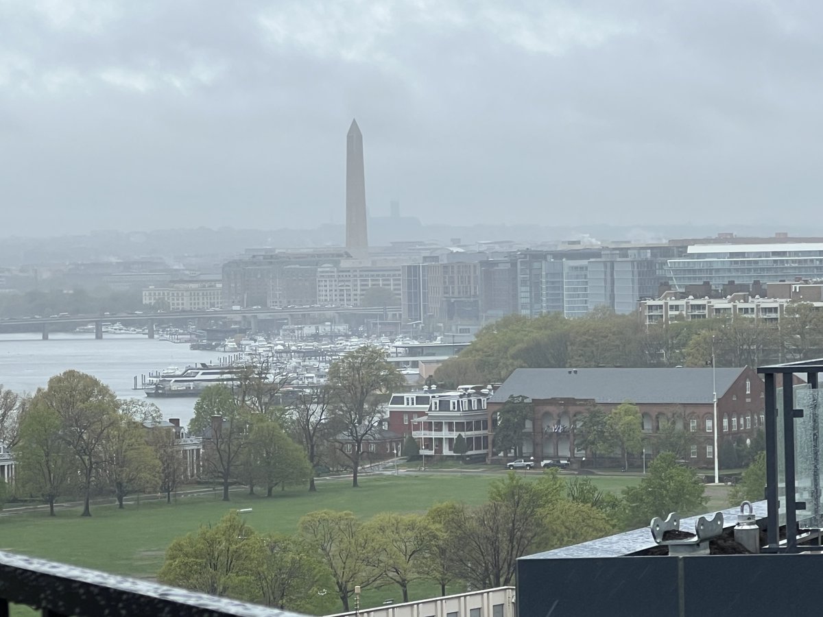 CreativityFilm's tweet image. We've shot in D.C. on multiple occasions this year, and while we're always excited for an out-of-town adventure, shooting locally or in the studio provides its own unique creative opportunities.

We're excited to help you tell your stories, wherever your location may be. Reach…