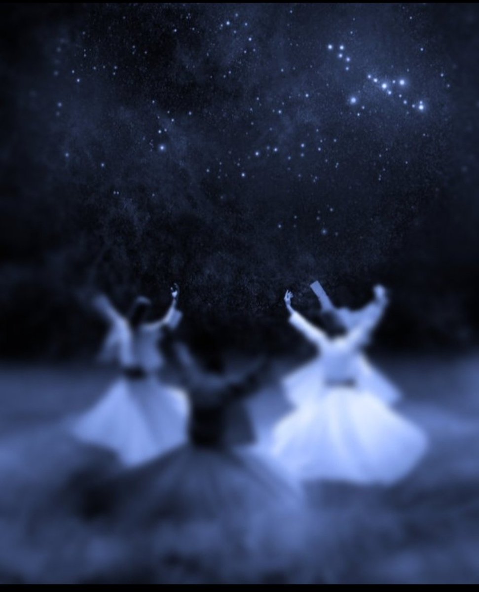 Mâna gözüyle yattım, iç gömleğimi de çıkardım; çünkü aşk, örtüp gizleme perdesini ateşledi gitti.
Hz. Pir Mevlâna (k.s)