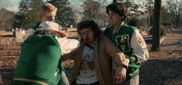 giselleb1234's tweet image. Me trying to save Dustin from getting beat up: #StrangerThings5 #StrangerThings