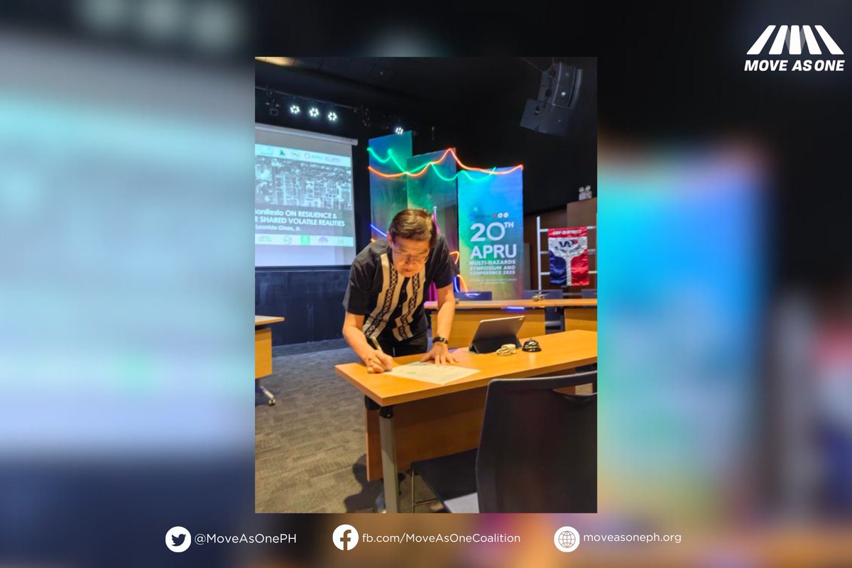 MoveAsOnePH's tweet image. Nakibahagi ang Move As One sa Resilience Advocacy Day sa UP BGC, kung saan pinagsama-sama ang experts, planners, at advocates para pag-usapan ang mas ligtas at mas matatag na lungsod.

Lumagda rin kami sa Manifesto on Our Shared Volatile Realities kasama ang iba pang orgs.