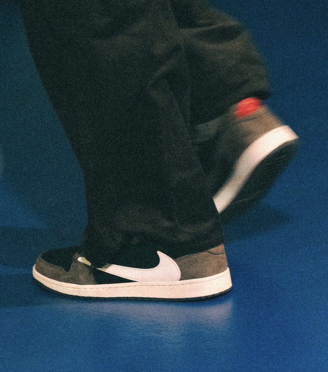 JustFreshKicks's tweet image. Dawg he couldn&apos;t wait to leave Under Armour 😭