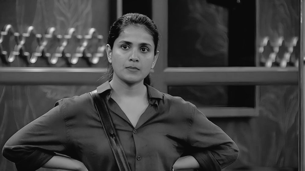TeluguCinema27's tweet photo. Her eyes - story that no words can match, full of strength, grace, and charm. Her beauty is not just in her looks, but in the way she carries herself with confidence and purity, steals the entire show effortlessly, all attention toward her without even trying.♥️ 
#BiggBossTelugu9 https://t.co/SFf9nY5VSZ
