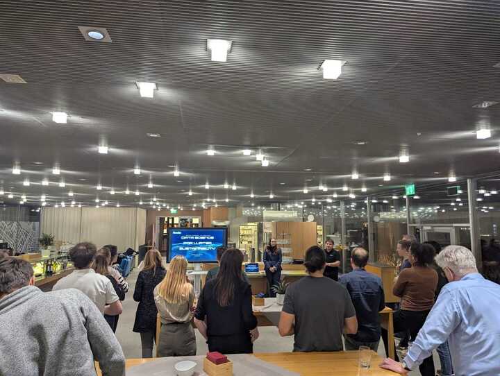 thisisriverkin's tweet image. Dani spoke at ETH Zürich’s CAS in Applied Machine Learning &amp;amp; Info Processing, at an event hosted by MAS ETH in Applied Technology.

She shared Riverkin’s work in ML + sensor networks for freshwater monitoring.

Thanks to the team for having us. 🧑‍🔬💧
#MachineLearning #WaterTech