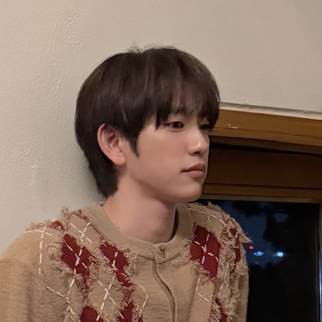 withjinyoung922's tweet image. 코띵동해야돼!!!!