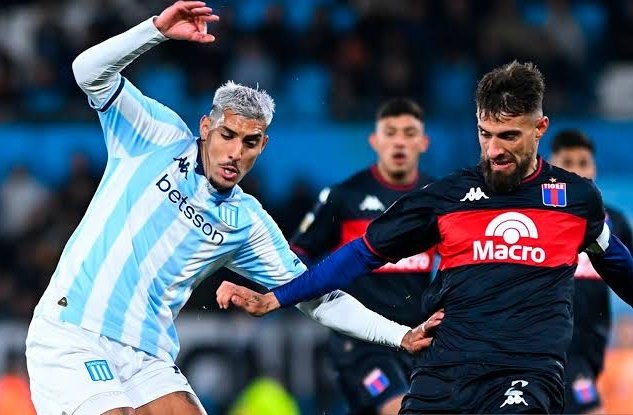 #Tigre🐯🚨 RIVAL CONFIRMADO PARA CUARTOS DE FINAL

👉🏼 Tigre enfrentará a Racing el próximo lunes a las 21.30 en el Cilindro de Avellaneda.