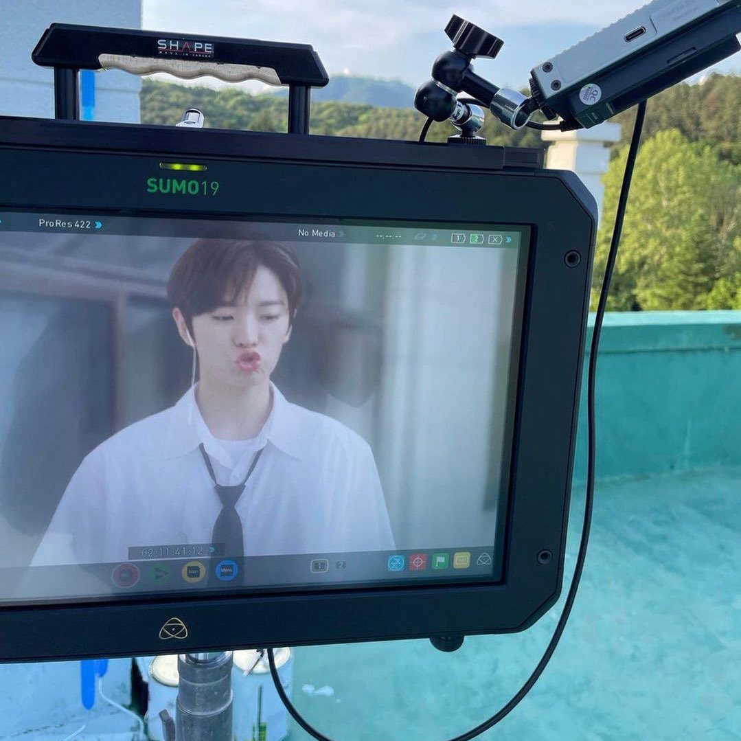 mybabyyushii's tweet image. 유우시온 완전 데칼코마니네 🩵💜
역시 형아 좋아 애기1호 👼🏻