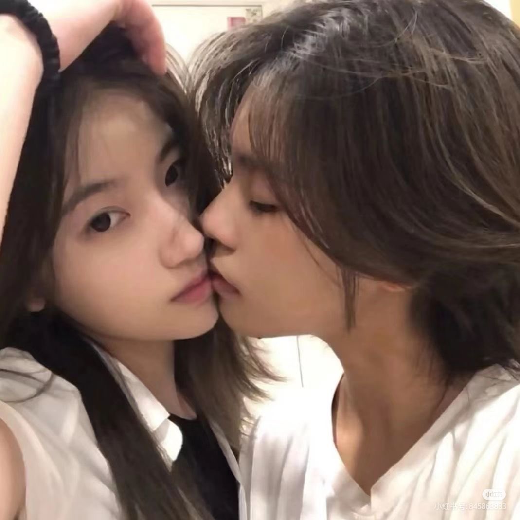 𝐊𝐢𝐬𝐬𝐊𝐢𝐬𝐬𝐊𝐢𝐬𝐬 (@kiss_xoxokiss) on Twitter photo 