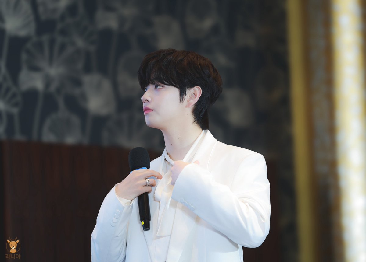 WaterDeer_CEO's tweet photo. 251123 차주완 팬미팅 姑苏之约 in suzhou

#차주완 #CHAJOOWAN https://t.co/3bc0OgtCuJ