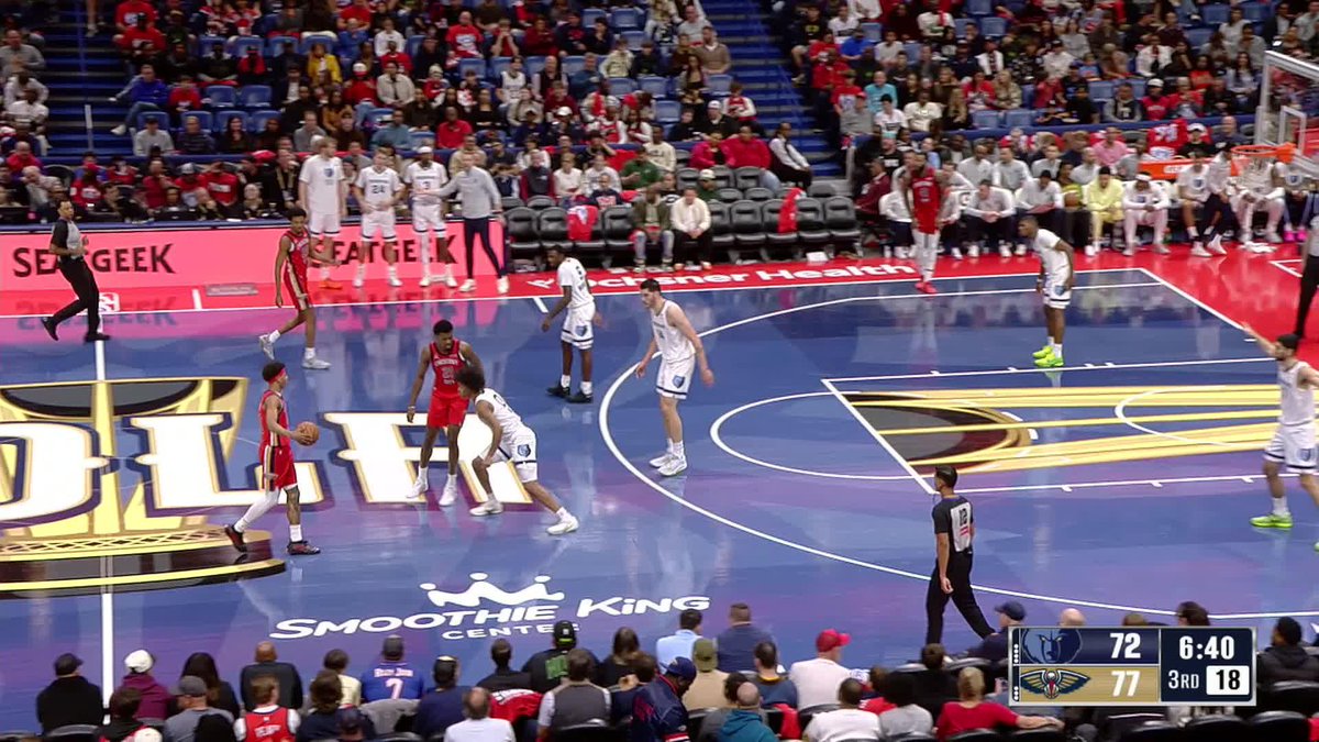 Saddiq corner three 🔥