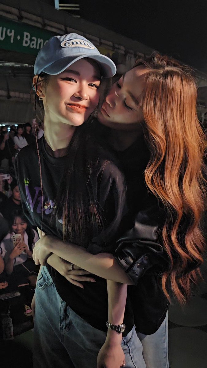 trendfornurthv3's tweet photo. หอมก็หอมไปจะมามองแม่ทำไม???

#TKNur  #แตงกวาเหนือ 
#nurdesoraya #TKphinyanech https://t.co/U3L6dVuZ3v