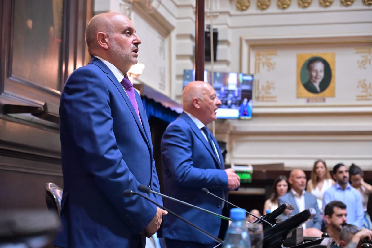 Alexis Guerrera tweet media