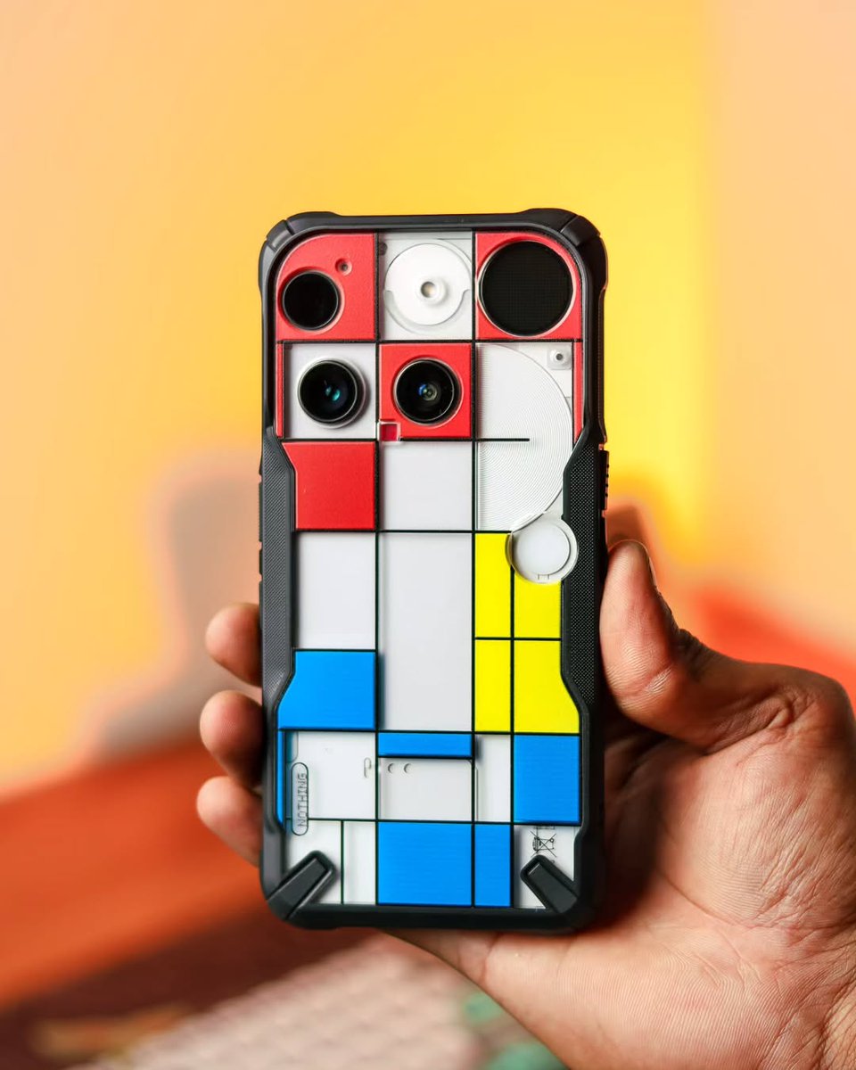 ringkeindia's tweet image. Unleash the bold with the all-new Ringke Cub-X for Nothing Phone 3 🔵🔴🟡

Built for rugged protection and futuristic style  perfectly matched for your transparent tech.

Shop now 🔗 ringke.co.in/products/nothi…

#RingkeIndia #nothingphone3case #CubXCase #RingkeStyle