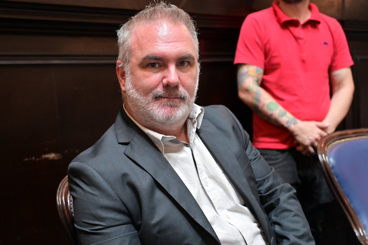 SebasPascualPBA's tweet image. 🏛 Séptima sesión ordinaria del 153° Período Legislativo en la Honorable Cámara de Diputados de Buenos Aires.
Un sesión donde trataremos el Presupuesto 2026 presentado por Kicillof, y que desde el Bloque de LLA no aprobaremos.