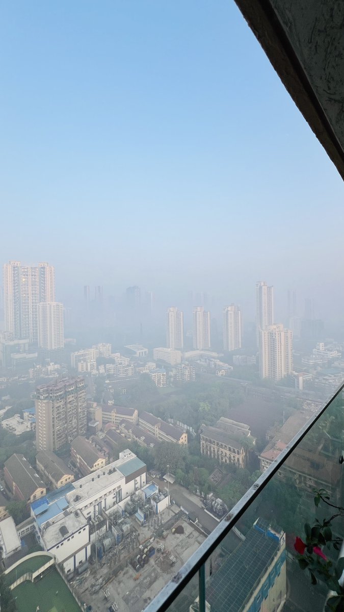 baxirahul's tweet image. Same skyline, different planet. From double digit AQI to above 250. 

#Mumbai