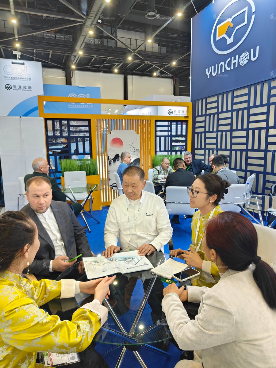 YUNDA1981's tweet image. Expo in Russia😁
WhatsApp: +86 134 6032 4173
Email: bella@yundapm.com
Website: yundapm.com  
YouTube: youtube.com/@yundapapermac…
#YundaPaperMachinery #Pulper #Screen #Refiner #Conveyor #PaperPulp #OCC #CTMP #VirginPulp #TissuePaper #PackagingPaper #SpecialtyPaper