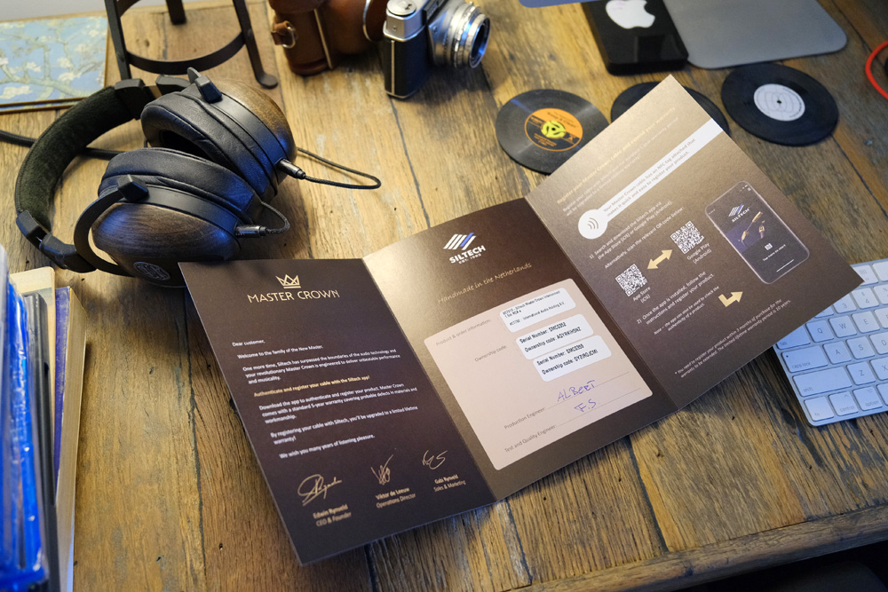 richcoln's tweet image. 【SoundStage! 評測｜ Siltech Master Crown 系列旗艦線材】
#Siltech #MasterCrown #S10plus #單結晶純銀導體 #BalancedGround #Femto級細節 #傳真度與真實感逼真 #激昂澎湃 #拳拳到肉
Read the full article: reurl.cc/Yke3Wx