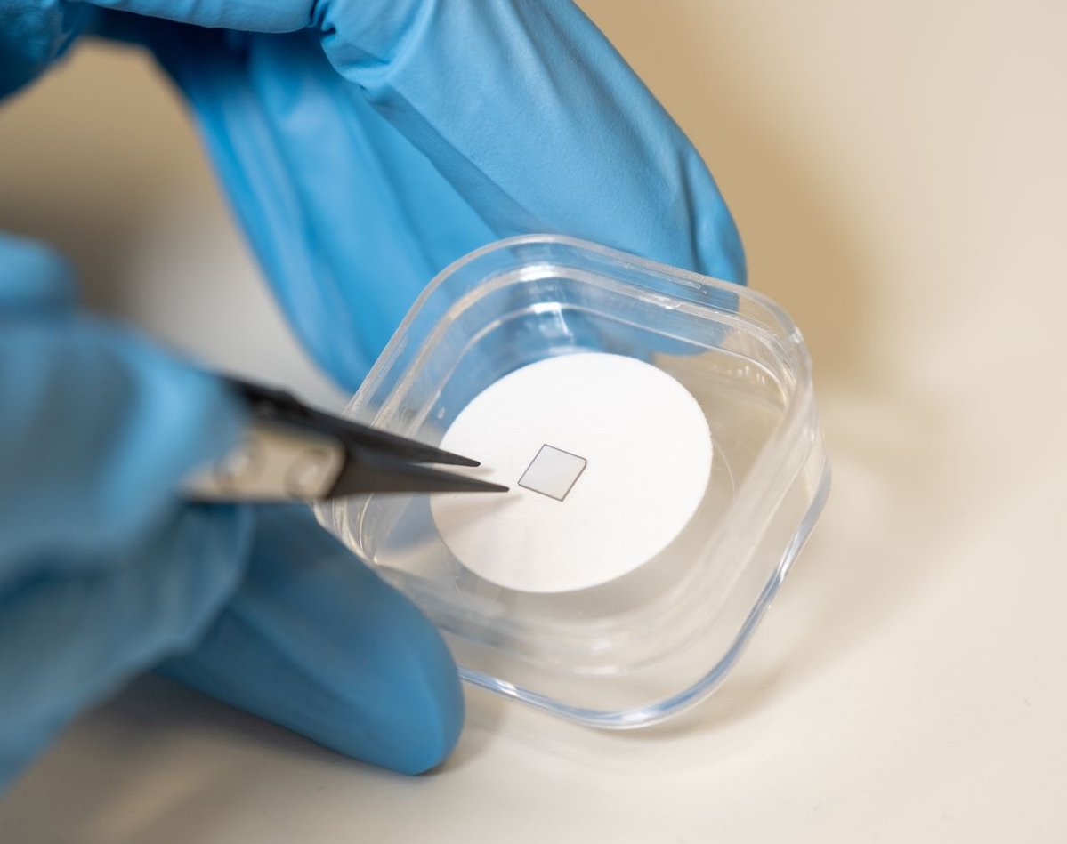 MSeqVC's tweet image. @QuantumBrillia1 has opened the world’s first commercial Quantum Diamond Foundry in Melbourne! 💎

This Foundry is set to power quantum innovation globally, right from Australia.

#QuantumTech #Australia #DeepTech