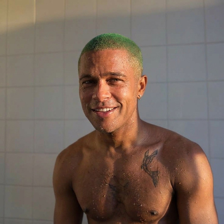 The gap between “good” and “professional” visuals just closed — thanks to Nano Banana Pro.

Smooth, reliable, and perfect for production workflows.

on November 21st Higgsfield granted FREE access to Google’s Nano Banana Pro Image model.

#Highfield #NanoBananaPro