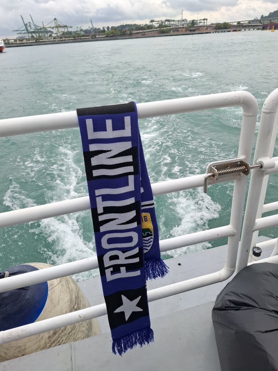 Pulang... kerja lagi... Nabung buat 16 besar... 💪💙🏆