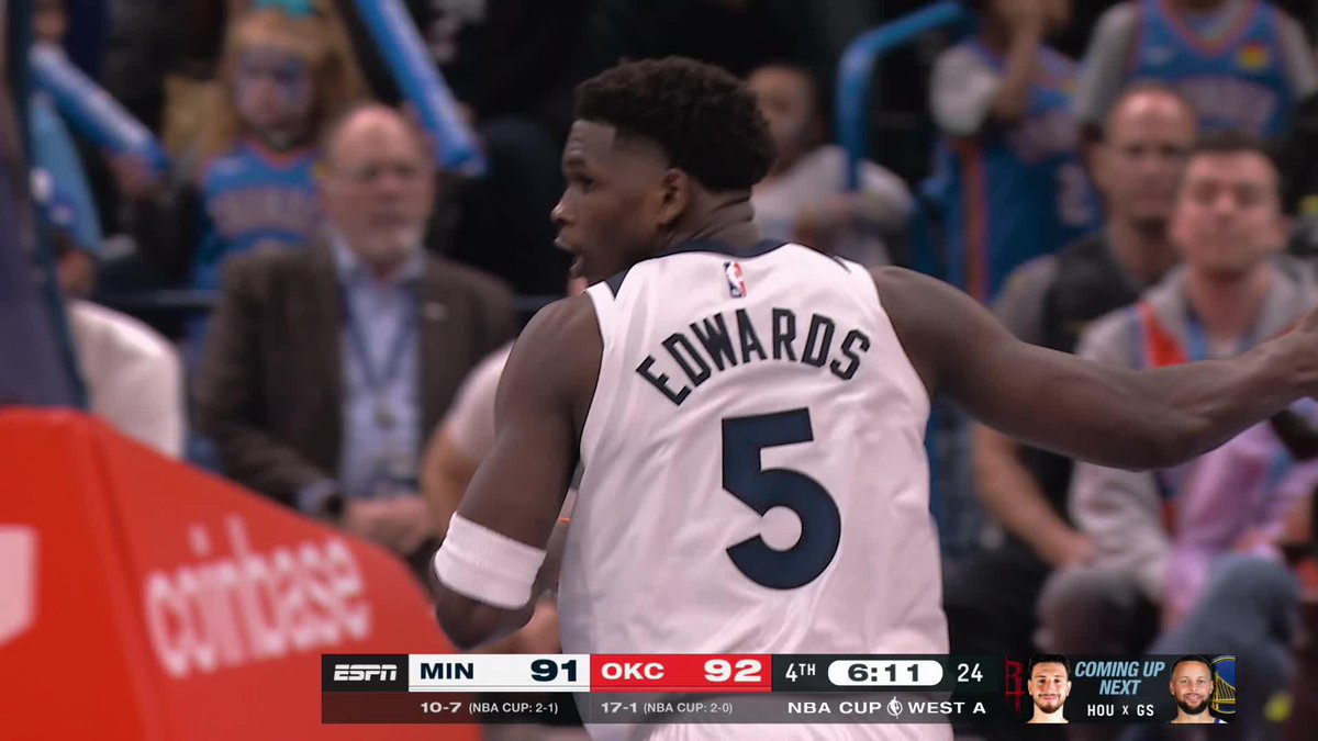 IT'S LATE BUT THE BANK IS STILL OPEN. 💰 