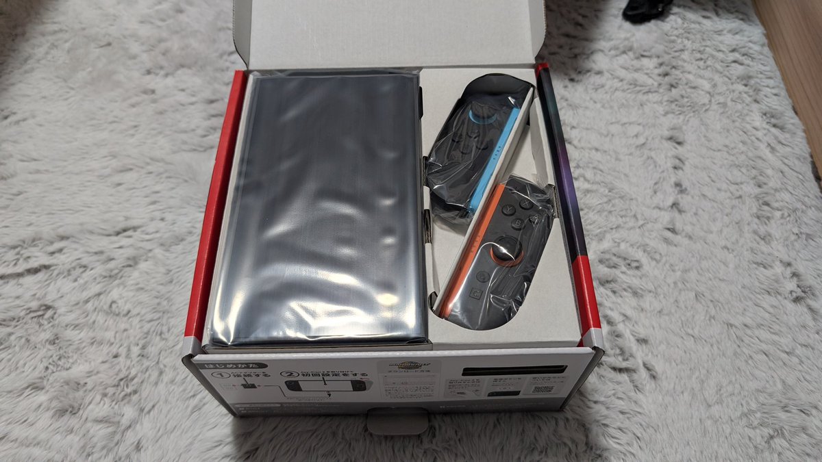 CaptainHansode's tweet image. Switch2ガ来たよ！！
デカい！！
移行簡単！！
たのしい！

今まで携帯機として遊んでなかったから、今度から携帯機モードでも遊びたい。

とりあえずマリカーワールド遊んだ。
今日も遊ぶ。
#Switch2