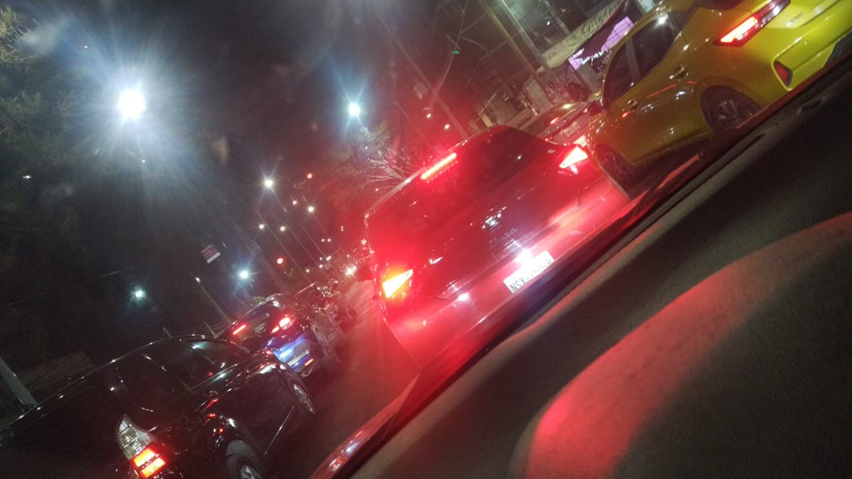 Gposiadeoficial's tweet image. *CAMIÓN DE REPARTO DE LA EMPRESA JARRITOS PIERDE EL CONTROL Y REALIZA BOQUETE EN PARED DE DOMICILIO*  

*Fecha:* Miércoles 26 de Noviembre de 2025
*Entidad:* Ciudad de México
*Alcaldía:* Álvaro Obregón 
*Domicilio:* Paso Florentino  
*No. Ext:* 69 
*Entre Calles:* Paso Viejo…