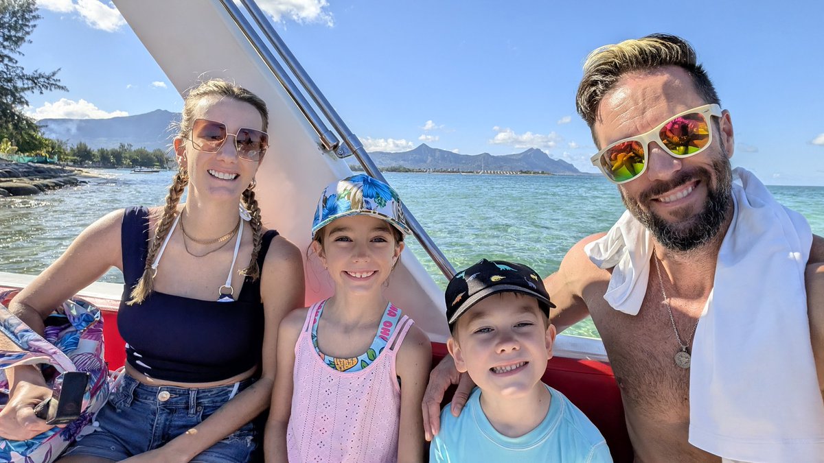 BTCsessions's tweet image. Out and about Mauritius