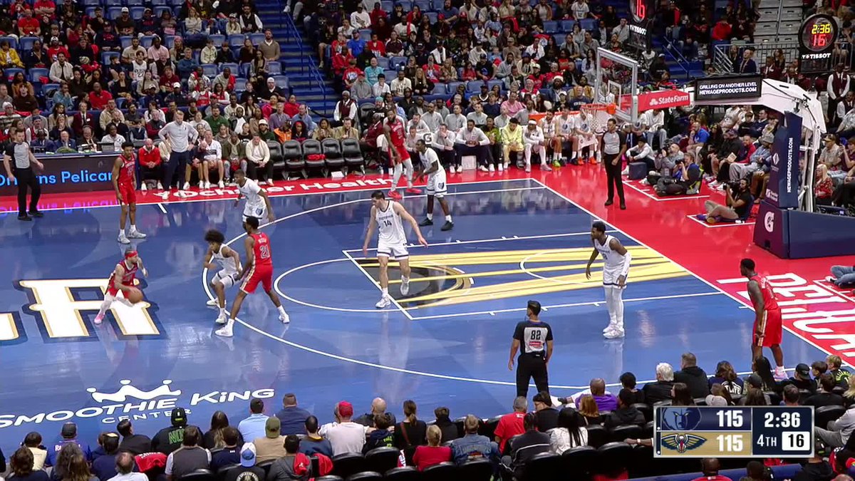 the 4th three of the night for Bey