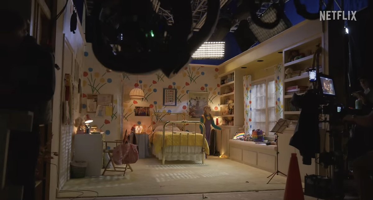 imubixa's tweet image. é mt doido ver #essas cenas oficialmente e o fato de que msm assim elas sao identicas