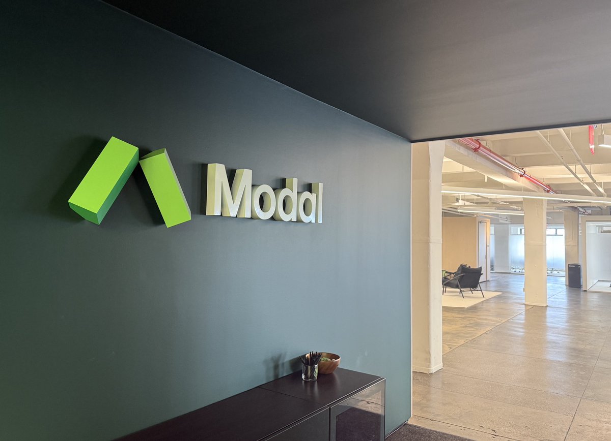 Emily Han tweet media