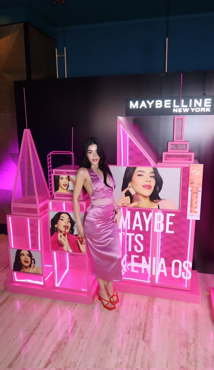 📸 / Kenia Os via Instagram Stories