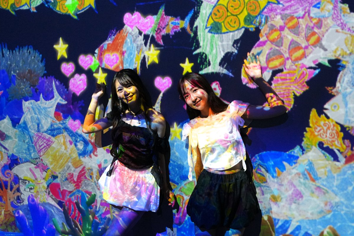 K70_55's tweet image. ペア撮⑰20250927(#teamLabBorderless)
#たんたん さん(@tantan8_rcc)
#Cocoa さん(@Cocoa__0922)

まだまだ続くよ💦

SONY α6700
Tokina atx-m 11-18mm F2.8 WE

#ピントの合ってない写真もいい写真😅
#チームラボボーダレス