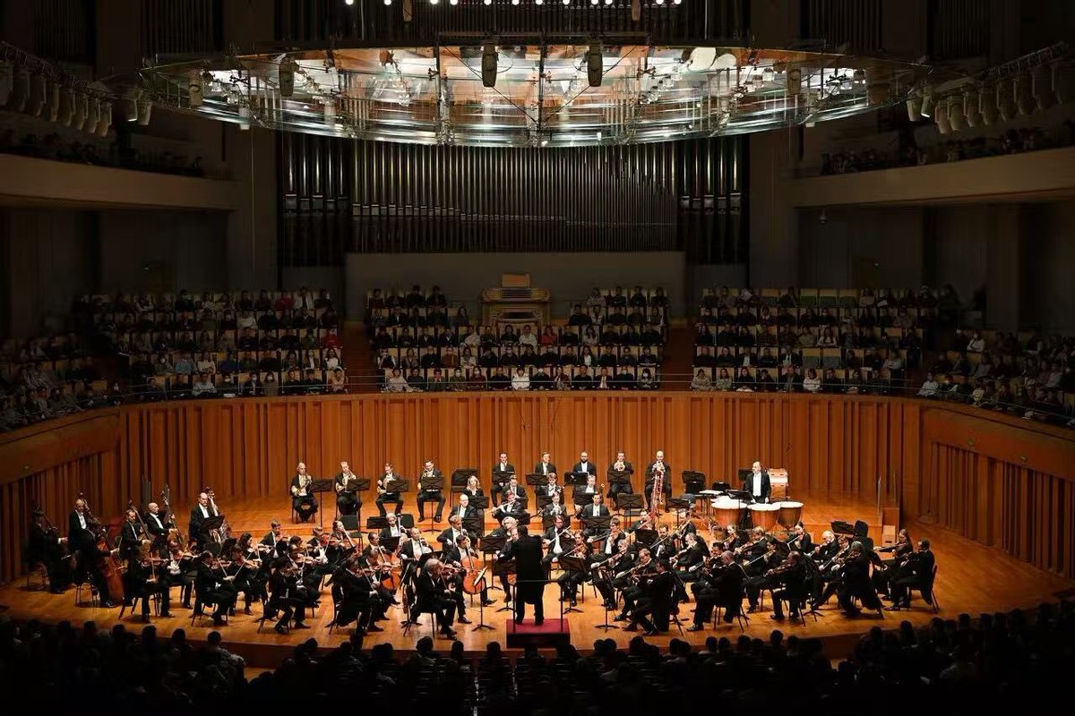 Under the baton of Maestro Christian Thielemann, the Vienna Philharmonic returned to the NCPA stage for two unforgettable evenings, performing Schumann’s “Rhenish”, Brahms’ Fourth, and Bruckner’s monumental Fifth - an inspiring showcase of the orchestra’s remarkable artistry.