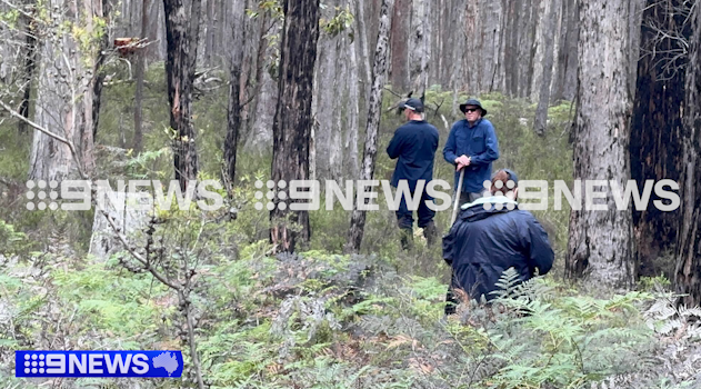 9NewsMelb's tweet photo. #BREAKING: #9News can share the first photos of a renewed search in the Enfield State Park area for missing Ballarat mum Samantha Murphy.

Latest details TONIGHT at 6pm. @gillianlant https://t.co/iwL3yb78fN