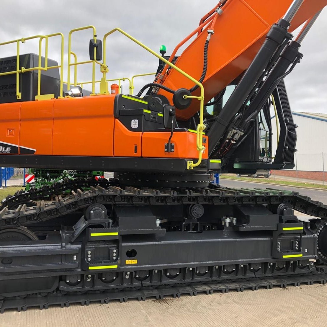 CabcareProducts's tweet image. Looking for safety yellow handrails / boxing rings for your machines? Our handrails are designed to be lighter &amp;amp; more flexible to reduce &amp;amp; prevent cracking issues. Call 01785 851 944 or email sales@cabcare.com

#Forestry #Groundworks #Demolition #Earthmovers #Construction