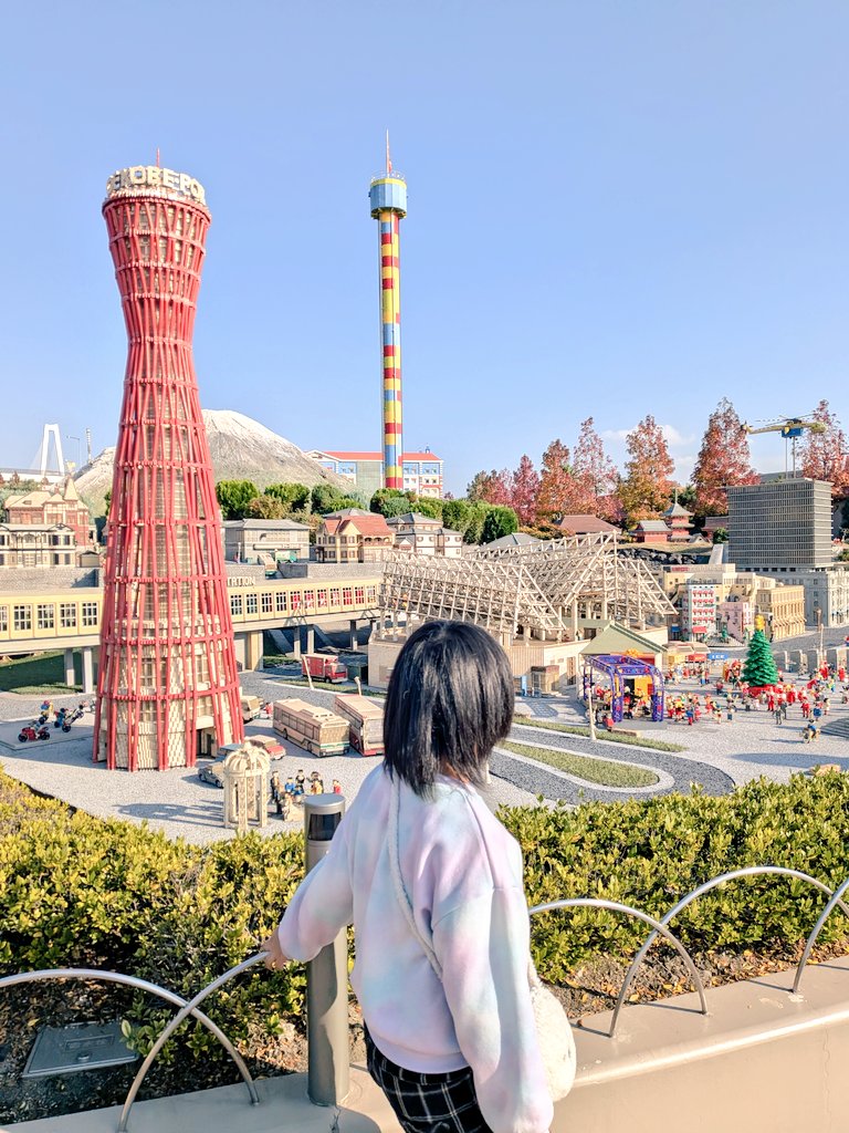 mike0sushi's tweet image. そいえば先週の神戸に引き続きレゴランド行った。レゴランドの神戸。
今週末は福井に行きます。夫の職場の旅行について行く(同居家族もどうぞのやつ)
写真ないけどモリコロパークとか義実家に行ったりとか動き回ってる。ゆっくりお絵かきしたい〜〜。