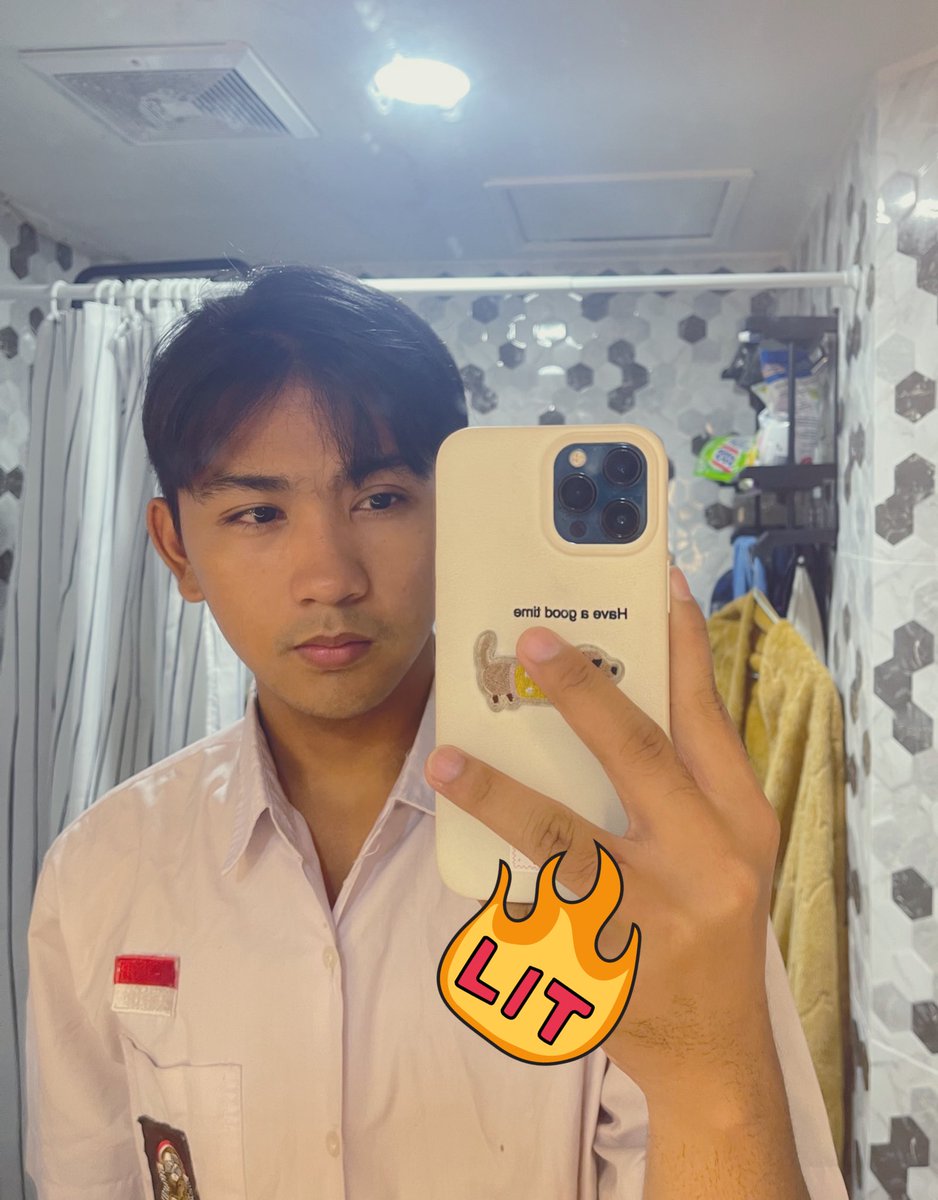 kiki tweet media