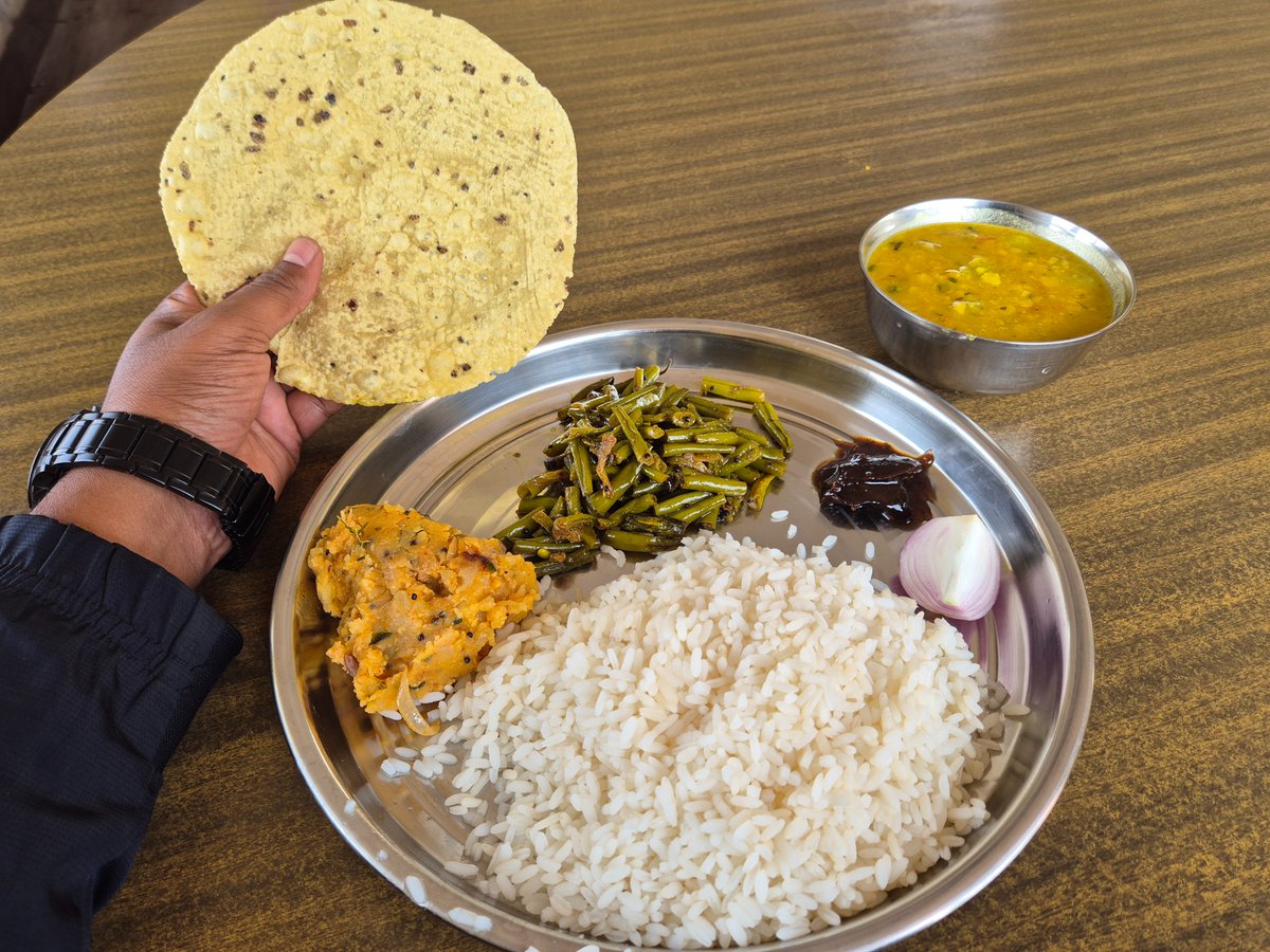 ଅଫିସ କ୍ୟାଣ୍ଟିନ୍ ରୁ 🤩