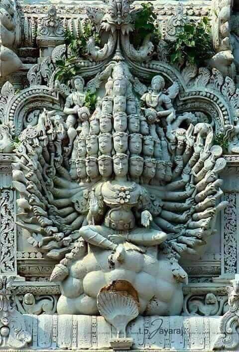 IndiaTales7's tweet image. Bhagwan Shiva with 25 Heads, 75 eyes &amp;amp; 50 hands—Known as Maha SadaShiva.