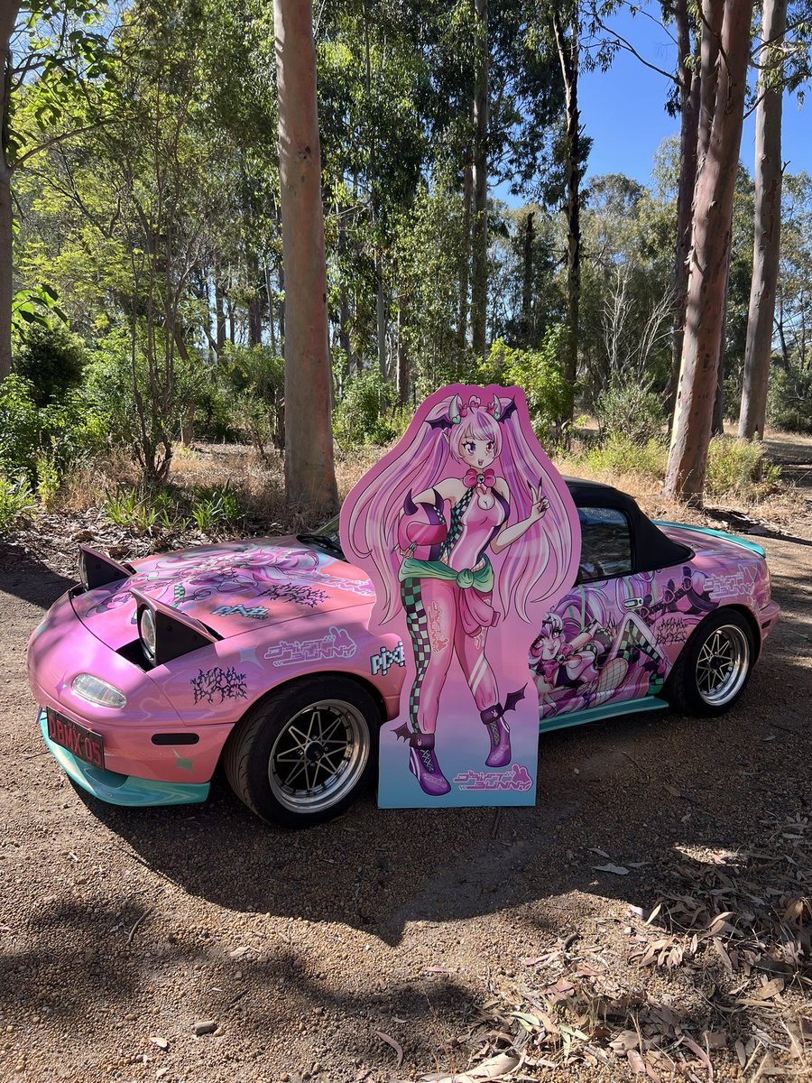 Our local itasha group all made cutouts of their characters so I made Drifter Mouse a scaled cutout 🥰🌸 She’s so cute 😫