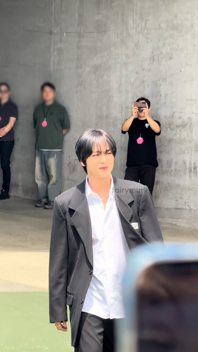 LHCHOURLY's tweet photo. #HAECHAN #해찬 https://t.co/ERWMu4uAdV