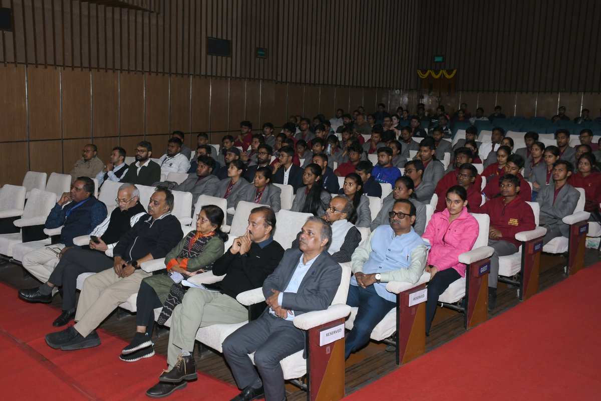 CSIR_NML's tweet image. Curtain Raiser Ceremony of the India International Science Festival was inaugurated today. The Chief Guest, Prof. Indranil Manna, VC, BIT Mesra, along with Dr. S. Ghosh Chowdhury, Director and Dr. S. K. Pal, graced the ceremony.
@CSIR_IND @DrJitendraSingh  @DrNKalaiselvi