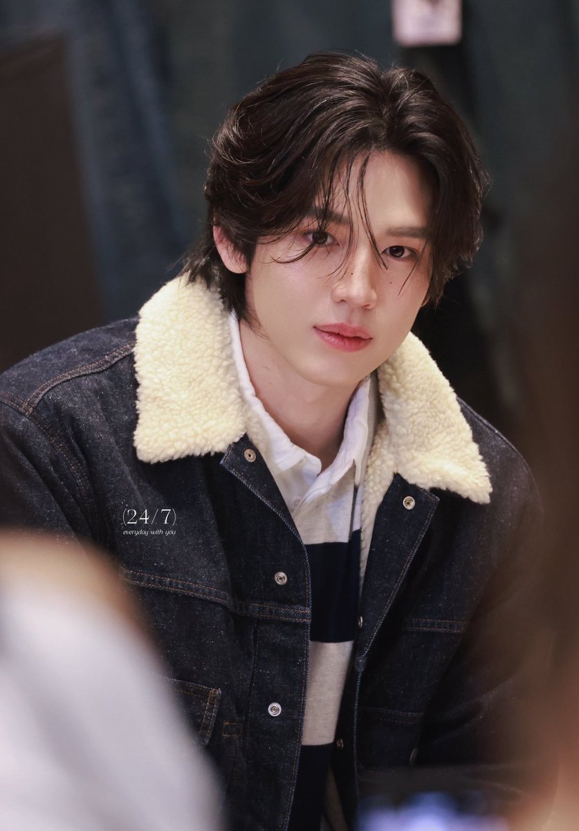 tayniverse_new's tweet image. เมคอัพเตนิววันนี้ถ้าคะเเนนเต็ม 100 อย่างน้อยต้องได้ 150 ! 🥹🥹🥹🥹🥹🥹🥹🥹🖋️ อ้ยยยยยมันดีมากกกกก สองหนุ่มนักเรียนนอก 🧣แก้มแดงๆบ่มแดด ☀️ 🤏🏻 เเล้วมีกระนิดๆหน่อยๆ พ้มชอบหน้าผมของพี่ช่างทีมนี้มากกก🫶🏻 ยกขึ้นหิ้ง

TAYNEW WITH AMERICAN EAGLE
#AmericanEagleTH #AEJeans
#Tawan_V #Newwiee