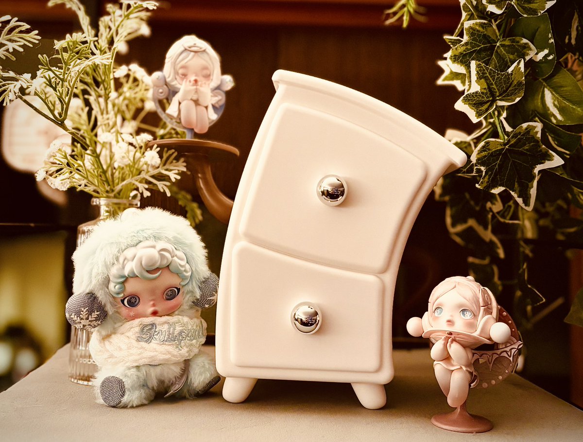 vq7_ko's tweet image. ポプマ入店抽選、落選して悔しいから
うちのスカルパンダぬいとフィギュア見て😇

雛壇最上段、パンダちゃんの横がXGの特等席です✨