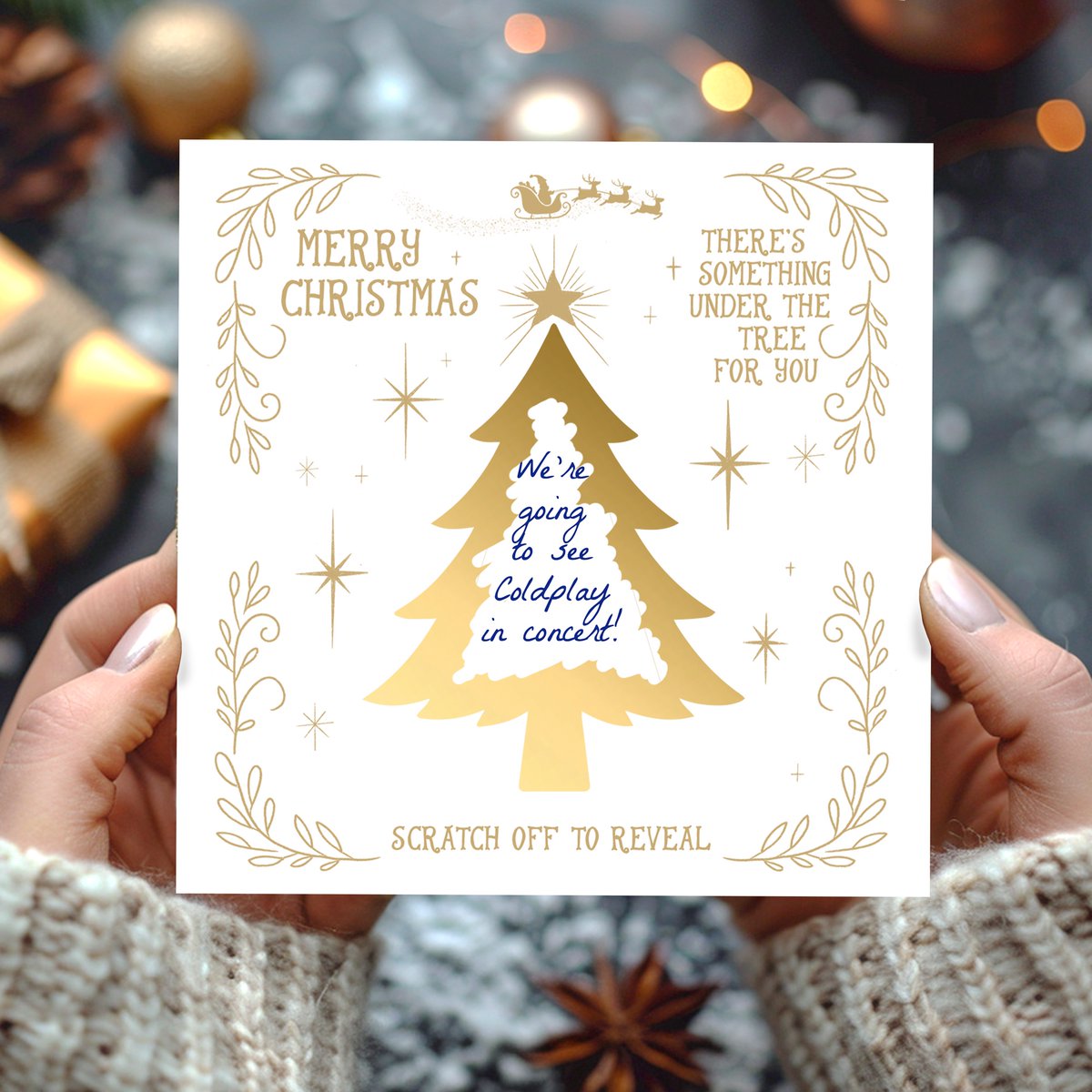 LyndsayMoon's tweet photo. The perfect way to reveal a BIG Christmas surprise! 🎁
This gold scratch-off card is ideal for tickets, weekends away or any special reveal.
If you can’t find the gift… find the card. 😉✨

#ChristmasGift #ScratchCard #ChristmasSurprise #UKSmallBiz #EtsySeller #budget #gifts https://t.co/zIHU1BCveo