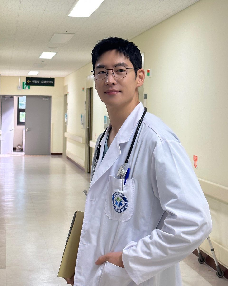 느낌가 진짜 좋은 남자 보고 가자