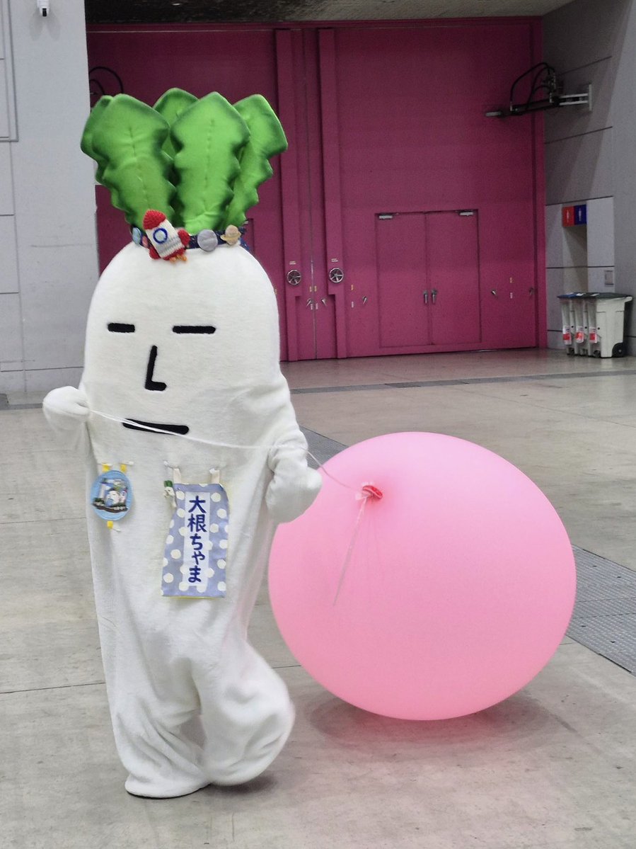 daikonchama's tweet image. จริงๆ แล้วหนูก็พูดไทยไม่เป็น เขียนก็ไม่ค่อยได้ค่ะ 😃
พยายามหาศัพท์แล้วลองเขียนดู
ถ้าตรงไหนแปลกๆ ก็ขอให้มองว่าเป็นความพยายามน่ารักๆ ของหนูนะคะ 🥗💚

本当はタイ語を話せるわけでも書けるわけでもないけど
調べながら頑張って書いてます😃…